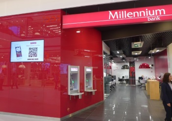 Galeria Polnocna W Warszawie Z Nowym Oddzialem Banku Millennium