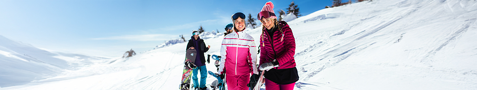 Ludzie na wycieczce.